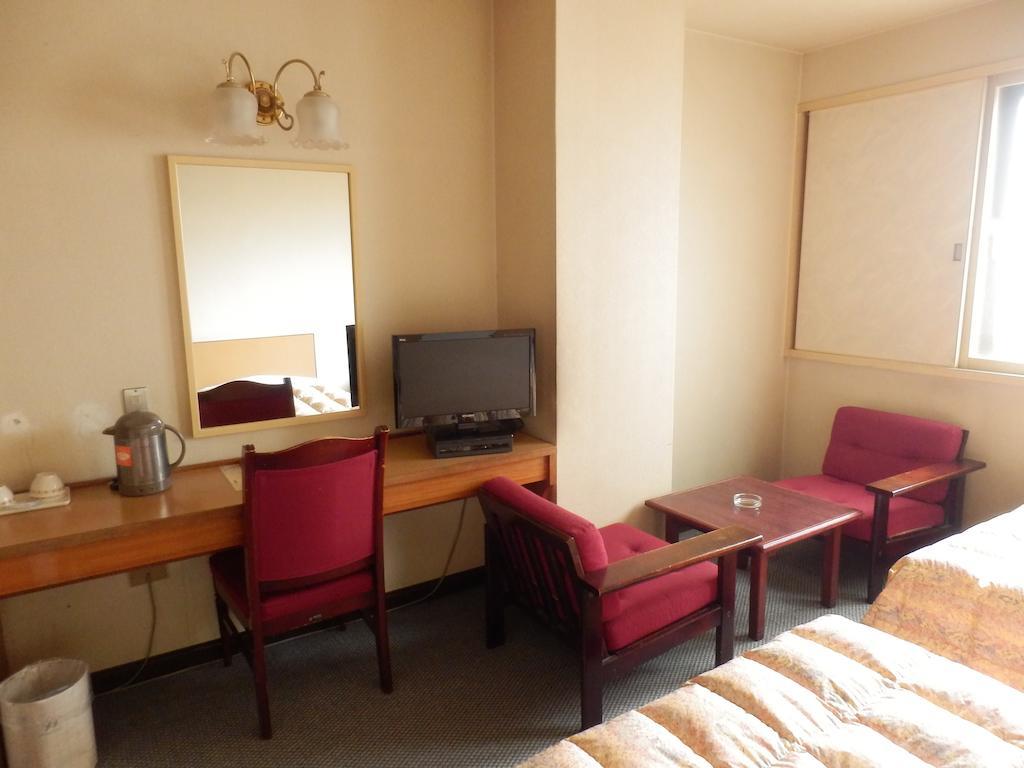 Oka Hotel Kanazawa Rom bilde